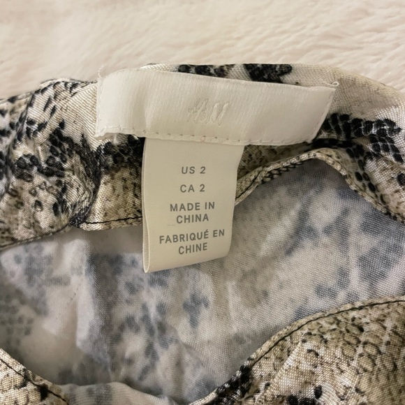 Snake print maxi skirt - Picture 3 of 3